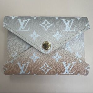 LV Kirigami By The Pool Small